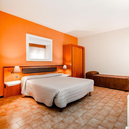 Rhi Porta Bologna Hotel Pieve di Cento Exterior photo